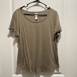 Relaxed Green and Tan Short Sleeve Tee